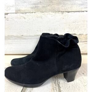 Munro Women’s Size 8 Black Suede Leather Alfie Heeled Zip Casual Ankle Bootie